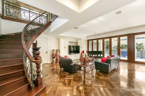 Property photo of 19 Callantina Road Hawthorn VIC 3122