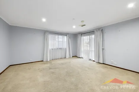Property photo of 4 Waldie Close Wendouree VIC 3355