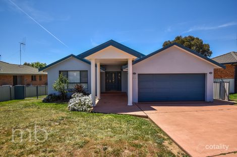 Property photo of 13 Stratford Close Orange NSW 2800