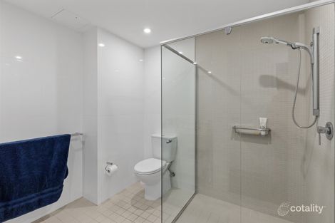 Property photo of 1734/1 Rialto Quay Drive Hope Island QLD 4212