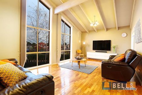 Property photo of 5 Mahon Court Taylors Lakes VIC 3038