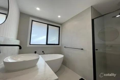 Property photo of 6 Farley Court Gladstone Park VIC 3043