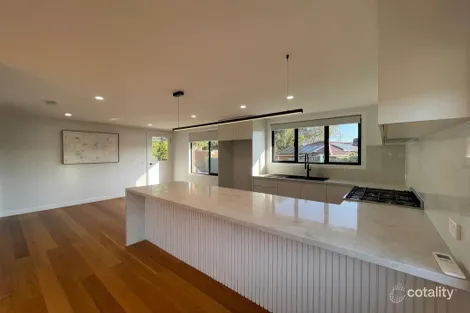 Property photo of 6 Farley Court Gladstone Park VIC 3043