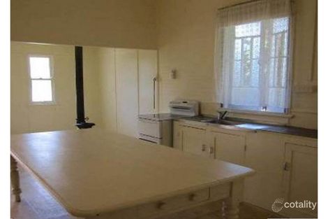 Property photo of 20 Esk Street Crows Nest QLD 4355