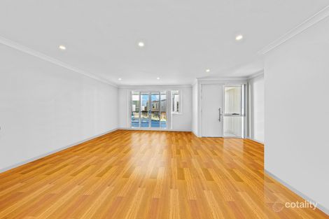 Property photo of 19 Chloe Circuit Norwest NSW 2153