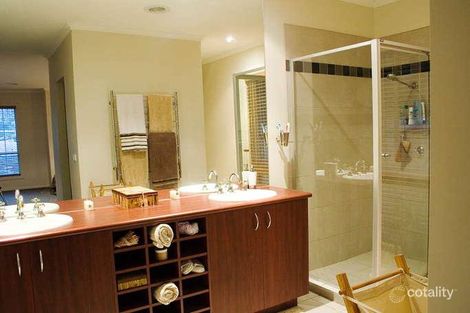 Property photo of 54 Rangeview Road Mount Evelyn VIC 3796