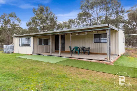 59 Forestry Rd, Landsborough, VIC 3384