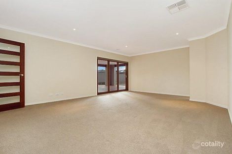 Property photo of 25 Roseberry Avenue Sunbury VIC 3429