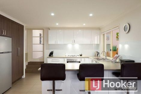 Property photo of 67 Jerilderie Drive Berwick VIC 3806