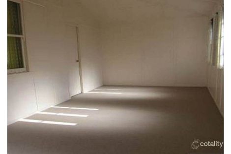 Property photo of 20 Esk Street Crows Nest QLD 4355