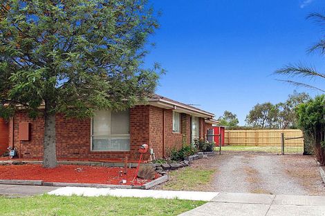44 Carbon Cres, Mill Park, VIC 3082