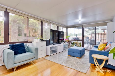 Property photo of 48 De Havilland Avenue Strathmore Heights VIC 3041