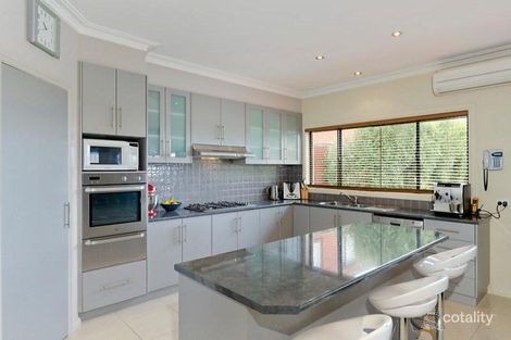 Property photo of 39 Kyeema Avenue Highton VIC 3216