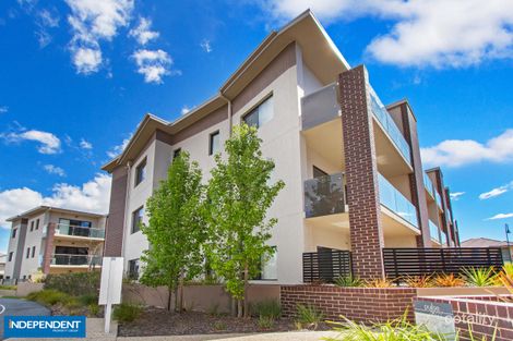 Property photo of 28/6 Gungahlin Place Gungahlin ACT 2912