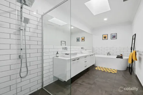 Property photo of 30 Besley Close Metung VIC 3904