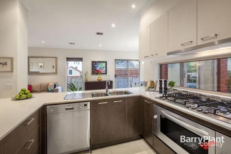 Property photo of 15 Gonella Crescent Bundoora VIC 3083