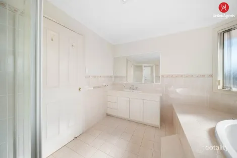 Property photo of 28 Feodore Drive Cecil Hills NSW 2171