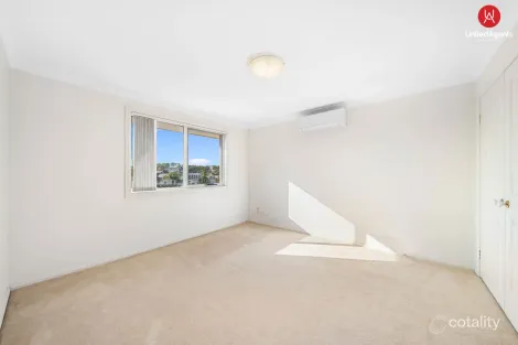 Property photo of 28 Feodore Drive Cecil Hills NSW 2171