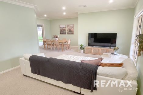 Property photo of 4 Cooba Place Estella NSW 2650