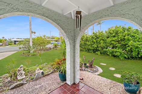 Property photo of 2 Palm Drive Mooloolaba QLD 4557