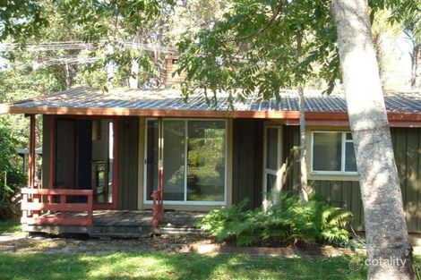 Property photo of 52 Teewah Road Boreen Point QLD 4565