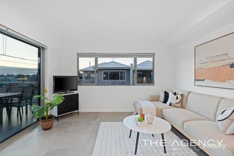 2/10 Hogarth St, Cannington, WA 6107