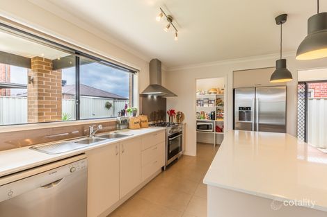 Property photo of 25 Farmdale Road Pakenham VIC 3810