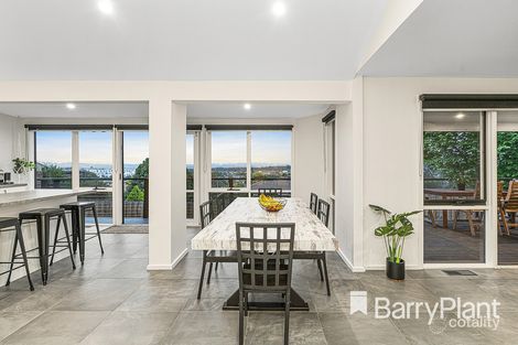 Property photo of 17 Edward Road Chirnside Park VIC 3116