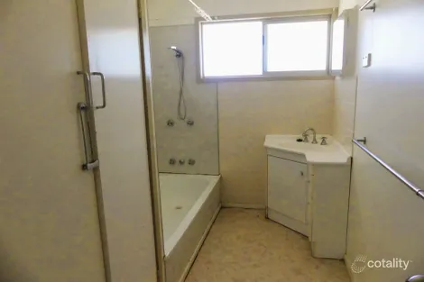 Property photo of 17 Charles Street Surat QLD 4417