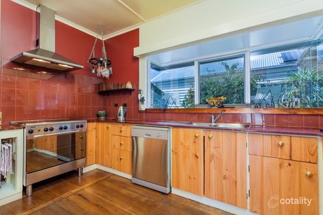 Property photo of 26 Calvert Street Hamlyn Heights VIC 3215