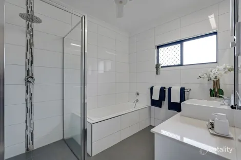 Property photo of 23 Brisbane Crescent Johnston NT 0832