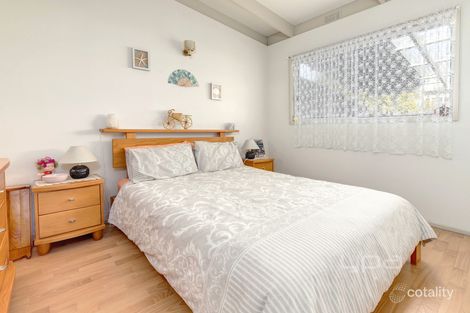 Property photo of 2 Wollert Street Rye VIC 3941