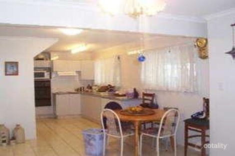 Property photo of 28 Flinders Crescent Boronia Heights QLD 4124