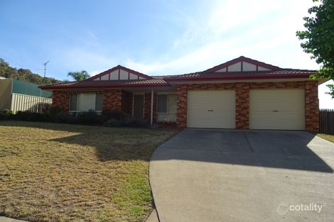Property photo of 7 McCulloch Crescent West Wodonga VIC 3690