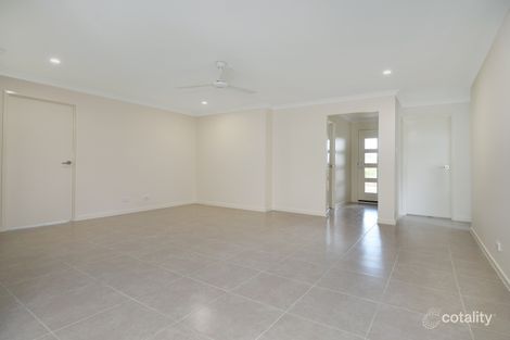 Property photo of 2/27 McInnes Crescent Glenvale QLD 4350