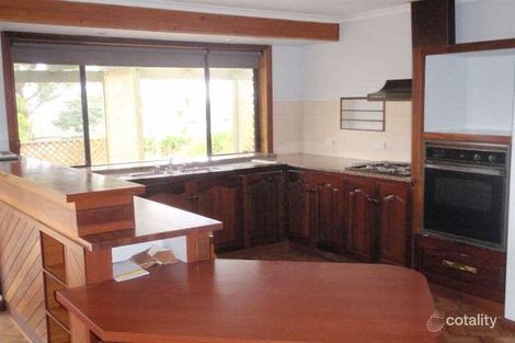 17 George Ave, Crafers West, SA 5152