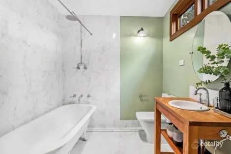 Property photo of 4 Thomas Street McMahons Point NSW 2060