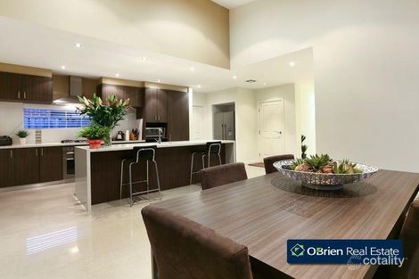 Property photo of 21 Misty Close Berwick VIC 3806