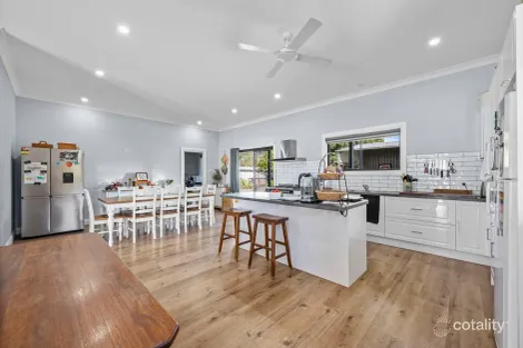 Property photo of 16 Royal Avenue Benalla VIC 3672