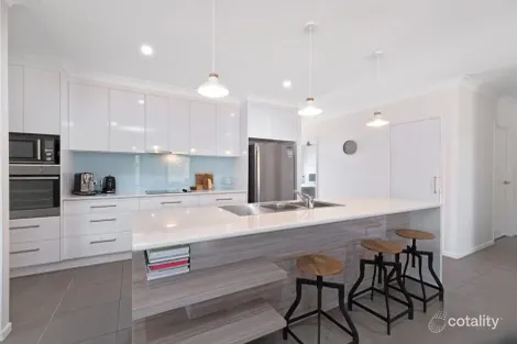 Property photo of 6 Norfolk Drive Hidden Valley QLD 4703