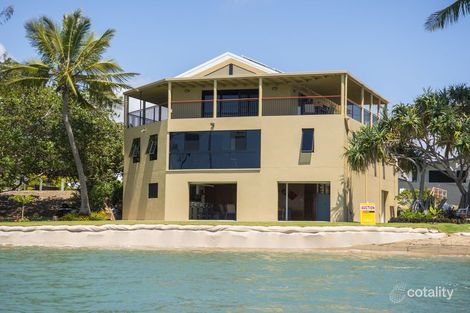 Property photo of 10 Island Esplanade Boyne Island QLD 4680