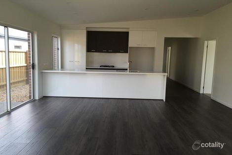 Property photo of 5 Lavinia Street Greenvale VIC 3059