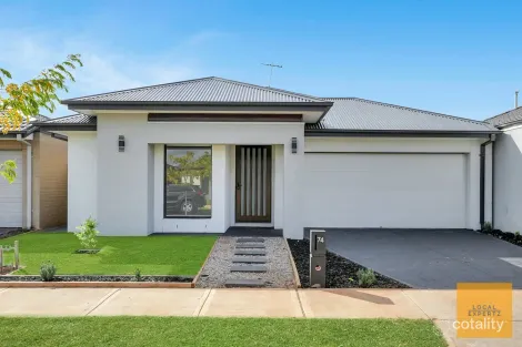 74 Grappenhall Ave, Strathtulloh, VIC 3338