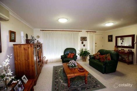 Property photo of 2/20 Cowmeadow Road Mount Hutton NSW 2290