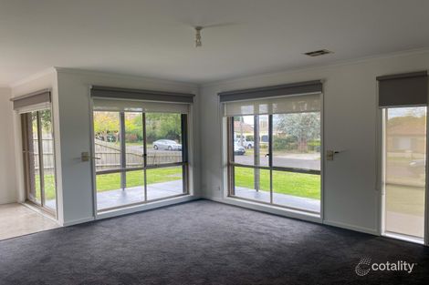 Property photo of 21 Grieve Street Macleod VIC 3085