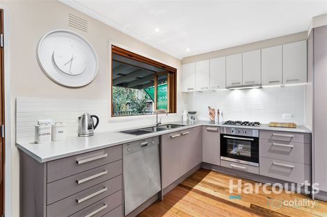 Property photo of 6 Carlita Close Mill Park VIC 3082