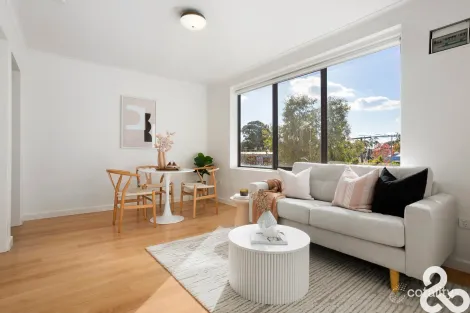 Property photo of 18/16 The Esplanade Clifton Hill VIC 3068