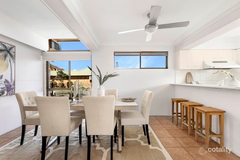 Property photo of 4/33-39 Hooker Boulevard Broadbeach Waters QLD 4218