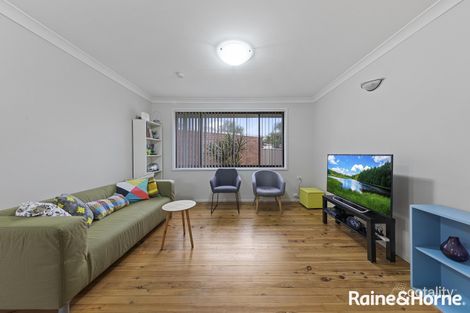 Property photo of 8 Cox Place Ingleburn NSW 2565