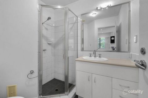 Property photo of 4/58 York Parade Spring Hill QLD 4000